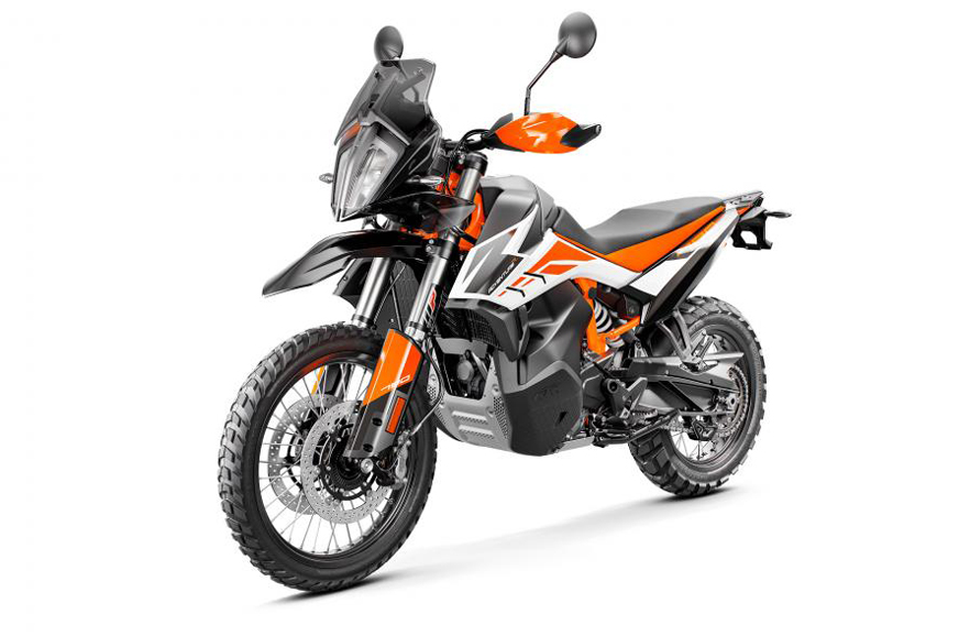 2018 EICMA: KTM 790 Adventure showcased